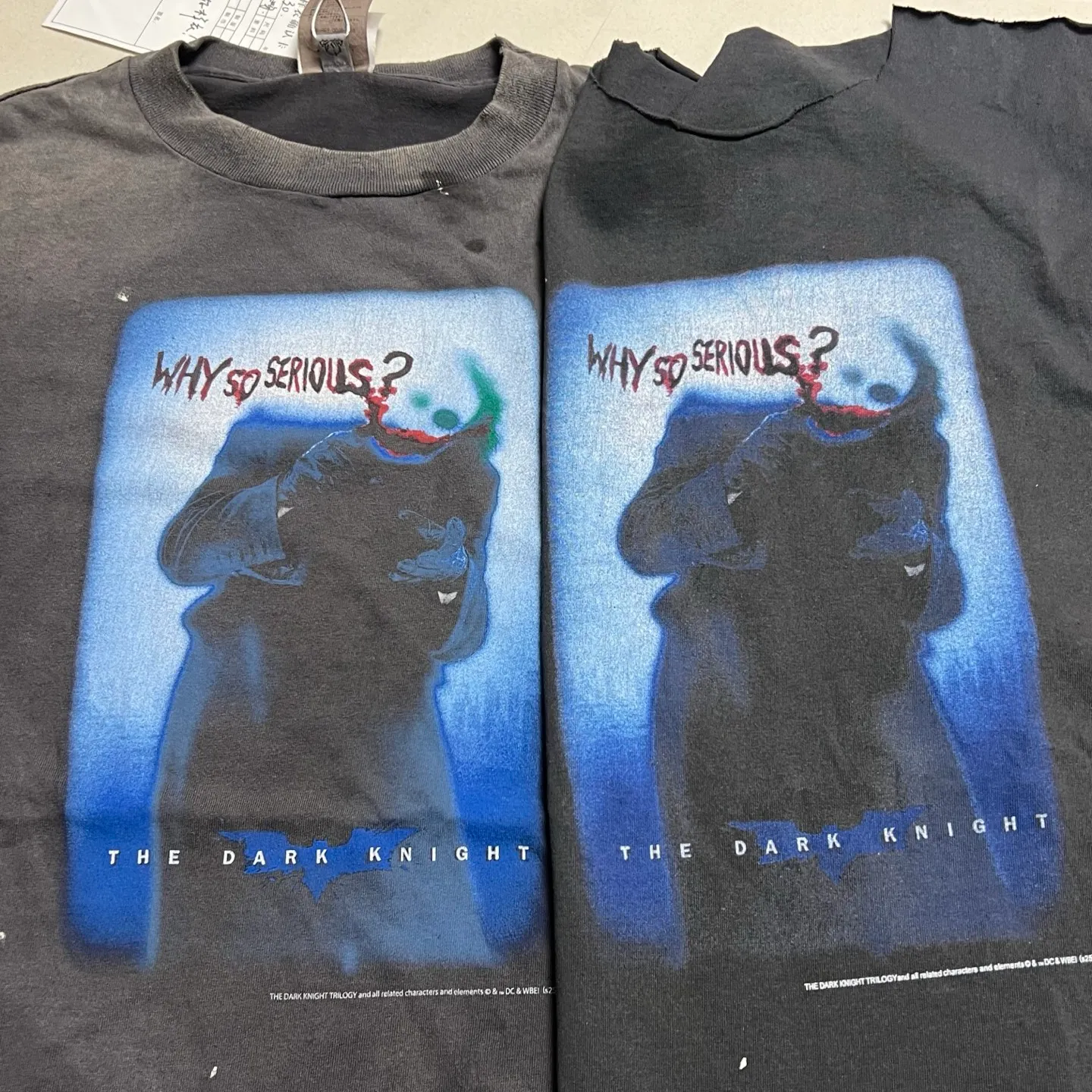 Printing proofing ⚠️This season’s most important Batman-Joker IP collaboration SAINT Mxxxxxx x The Dark Knight BTM SS TEE/LIP/BLACK Dark Knight Batman collaboration Joker’s Kiss/Joker’s Dagger retro printed short-sleeve S-XL